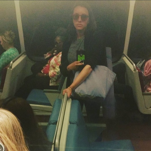 Meet your Posher, Vicky. 🧿🧄🐞 - Picture 2 of 8